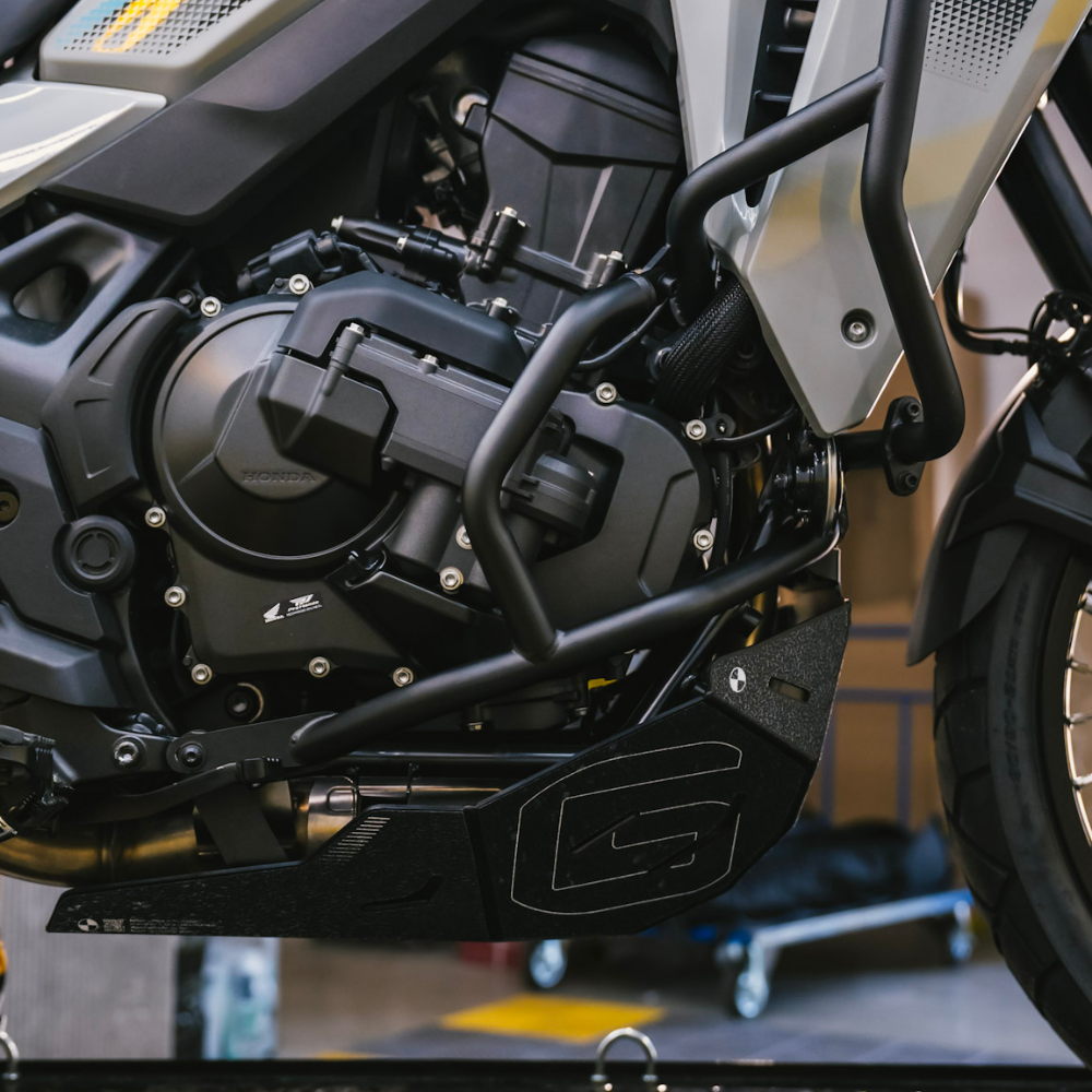 Honda Transalp 750 (Create Your Crash Bars Set) 2026 -