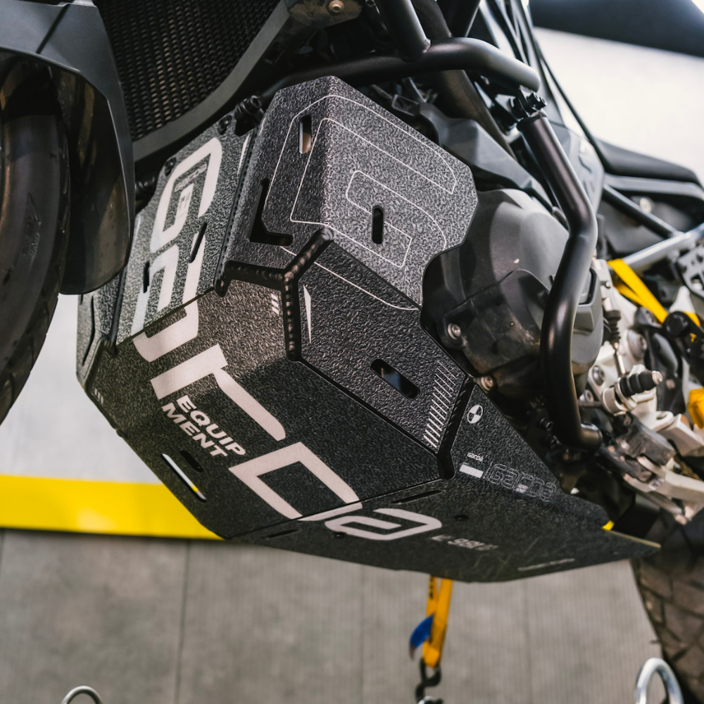 BMW F 900 GS 2024 - 2026 (Create Your Crash Bars Set)